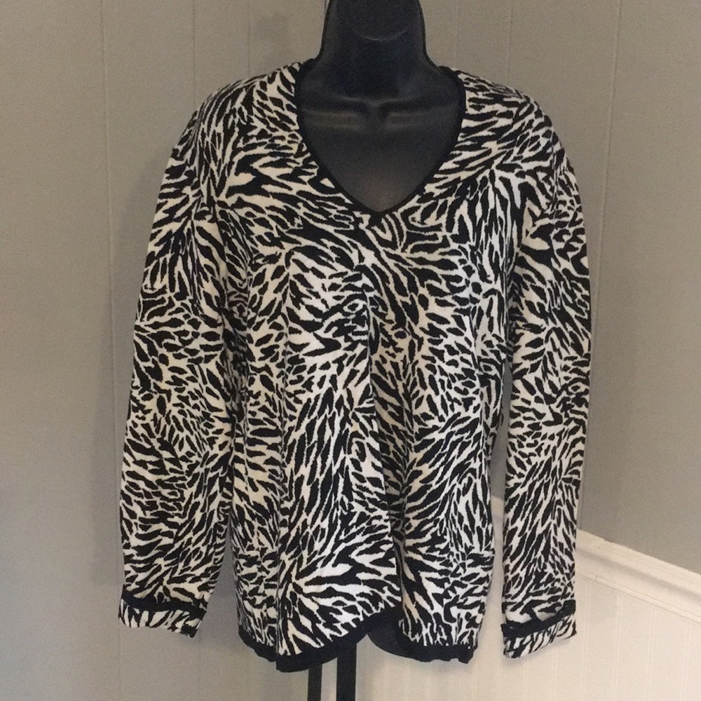 Dana Bachman sz XL zebra print sweater